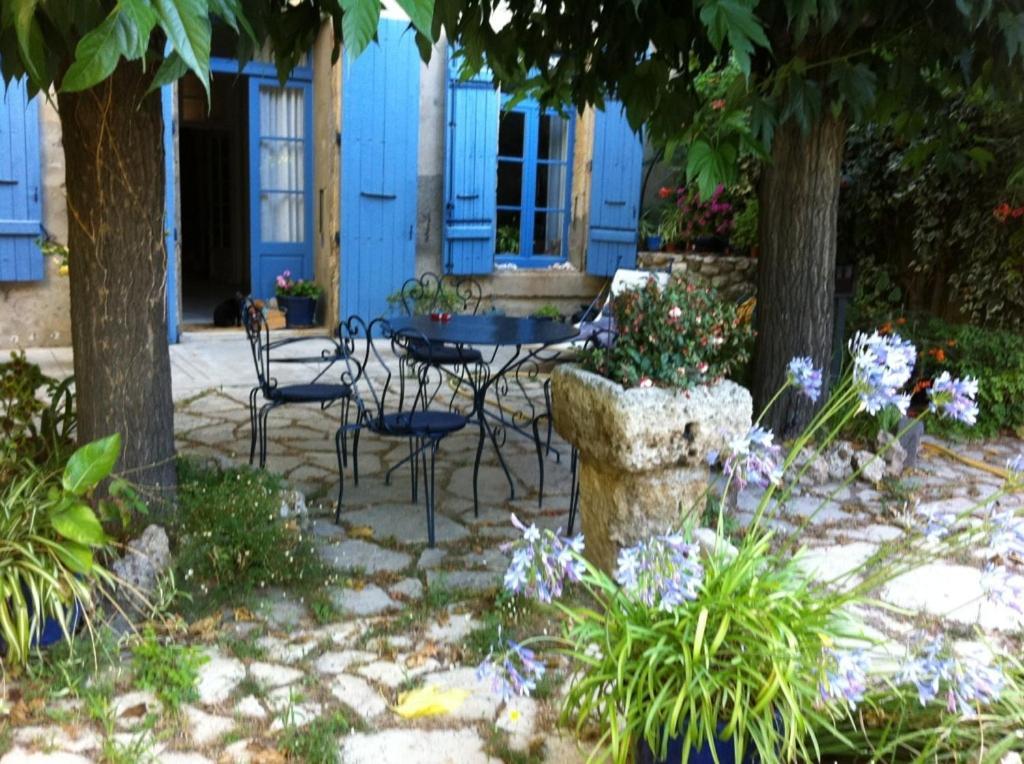 Aux Pots Bleus Bed & Breakfast Nissan-lez-Enserune ภายนอก รูปภาพ