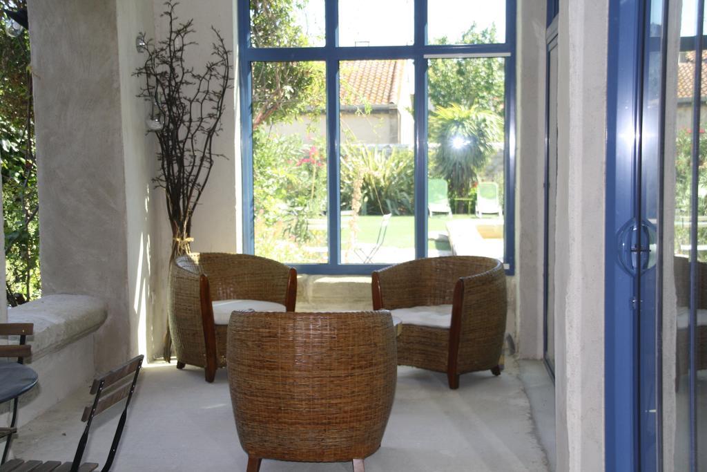 Aux Pots Bleus Bed & Breakfast Nissan-lez-Enserune ภายนอก รูปภาพ