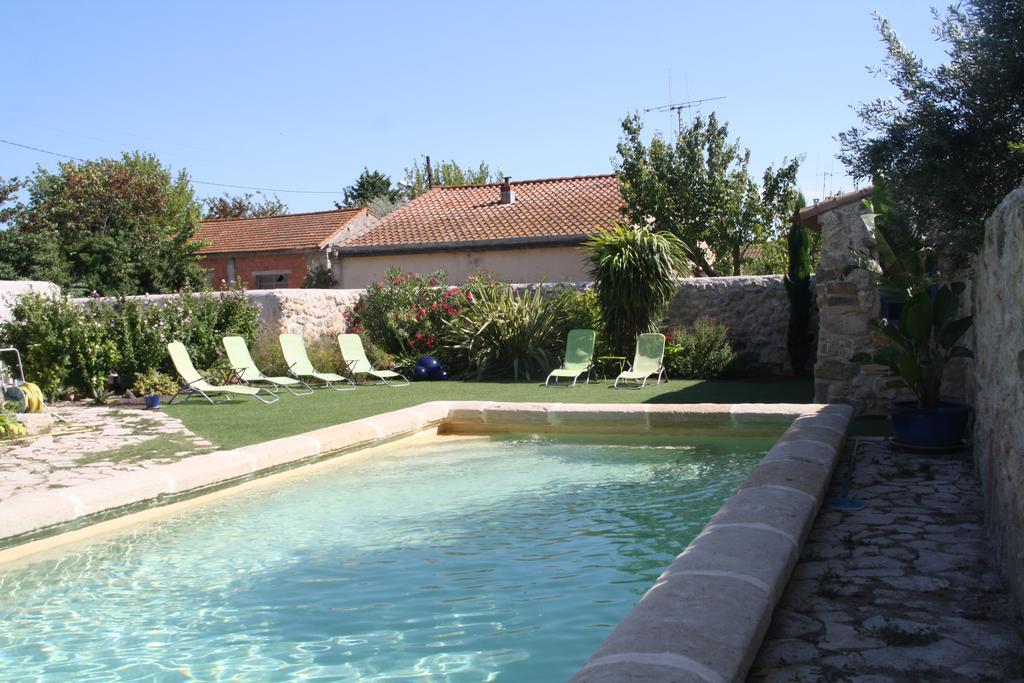 Aux Pots Bleus Bed & Breakfast Nissan-lez-Enserune ภายนอก รูปภาพ