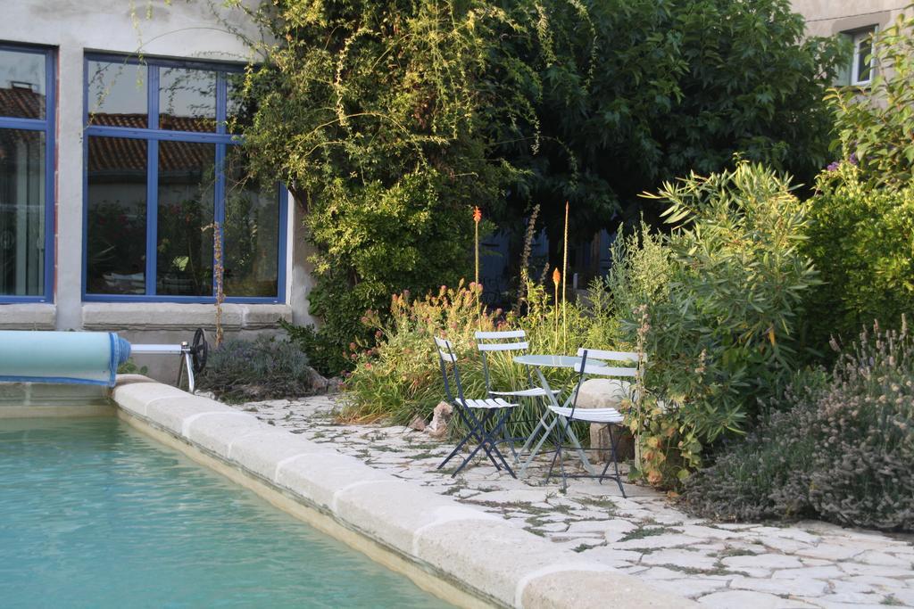 Aux Pots Bleus Bed & Breakfast Nissan-lez-Enserune ภายนอก รูปภาพ